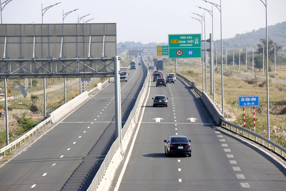 Vận hành thử nghiệm hệ thống giao thông thông minh trên cao tốc Vĩnh Hảo - Phan Thiết (Lâm Đồng) - Ảnh 2.