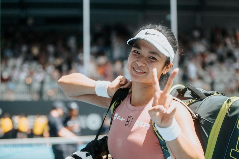 Tin nóng thể thao tối 10/1: Truyền thông Hàn Quốc tự hào về 'ma thuật' của HLV Kim Sang Sik - Ảnh 3.