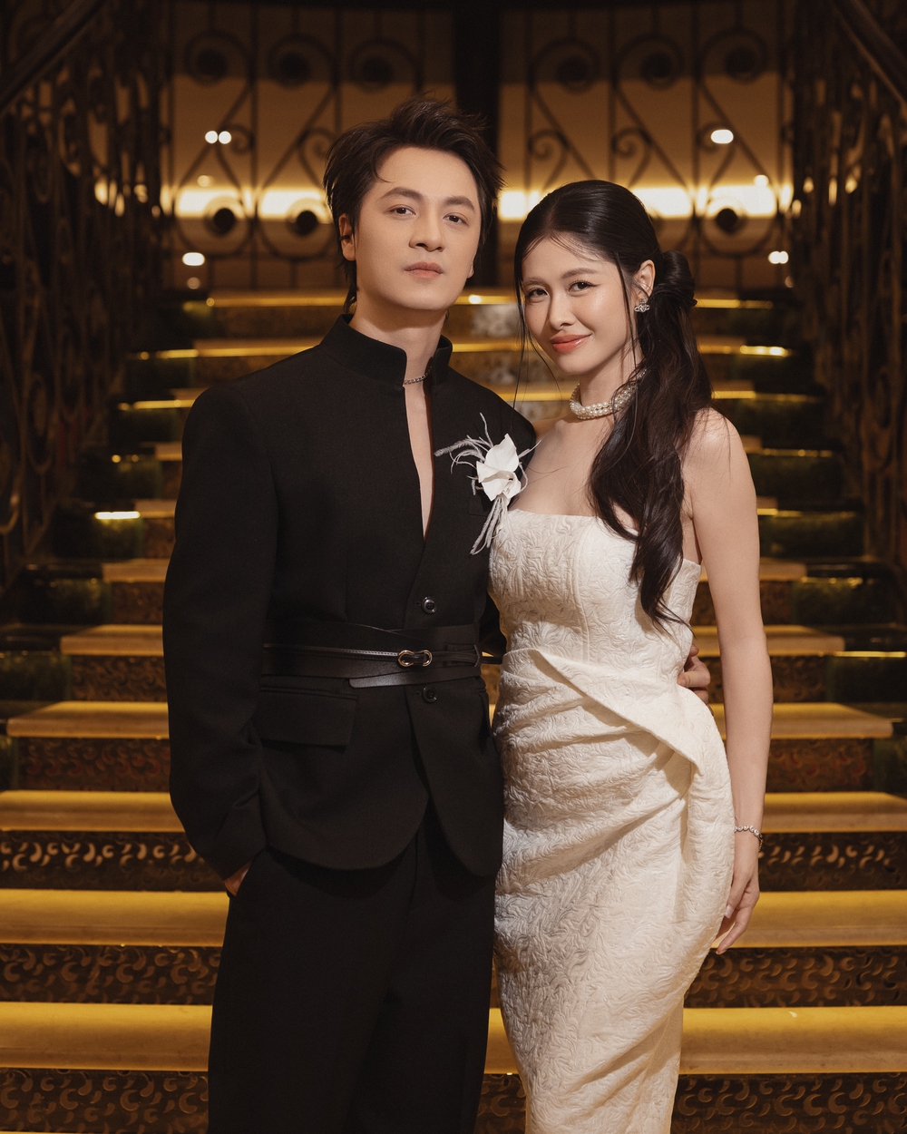 Dàn Hoa hậu, Á hậu đọ sắc thảm đỏ show VUNGOC&SON - Ảnh 11. Dàn Hoa hậu, Á hậu đọ sắc thảm đỏ show VUNGOC&SON - Ảnh 11.