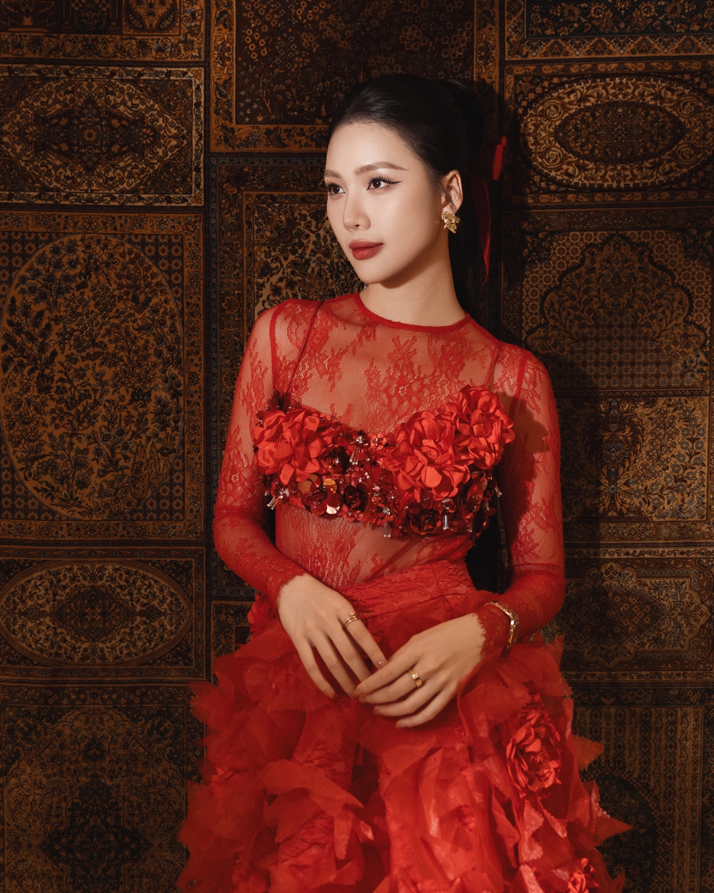 Dàn Hoa hậu, Á hậu đọ sắc thảm đỏ show VUNGOC&SON - Ảnh 4. Dàn Hoa hậu, Á hậu đọ sắc thảm đỏ show VUNGOC&SON - Ảnh 4.