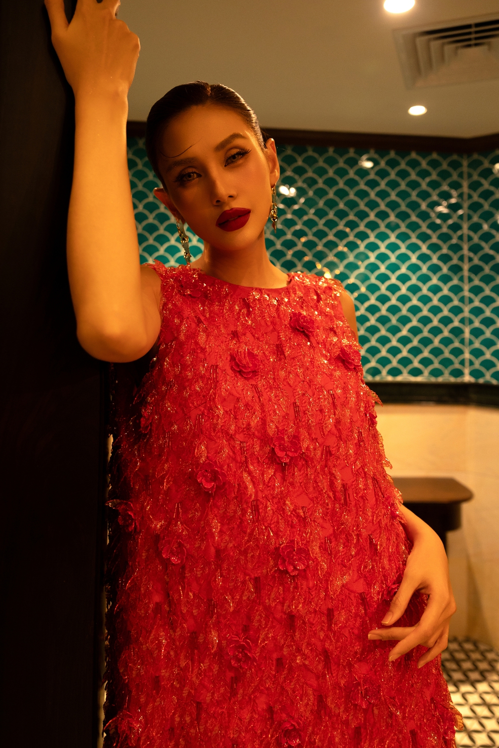 Dàn Hoa hậu, Á hậu đọ sắc thảm đỏ show VUNGOC&SON - Ảnh 9. Dàn Hoa hậu, Á hậu đọ sắc thảm đỏ show VUNGOC&SON - Ảnh 9.