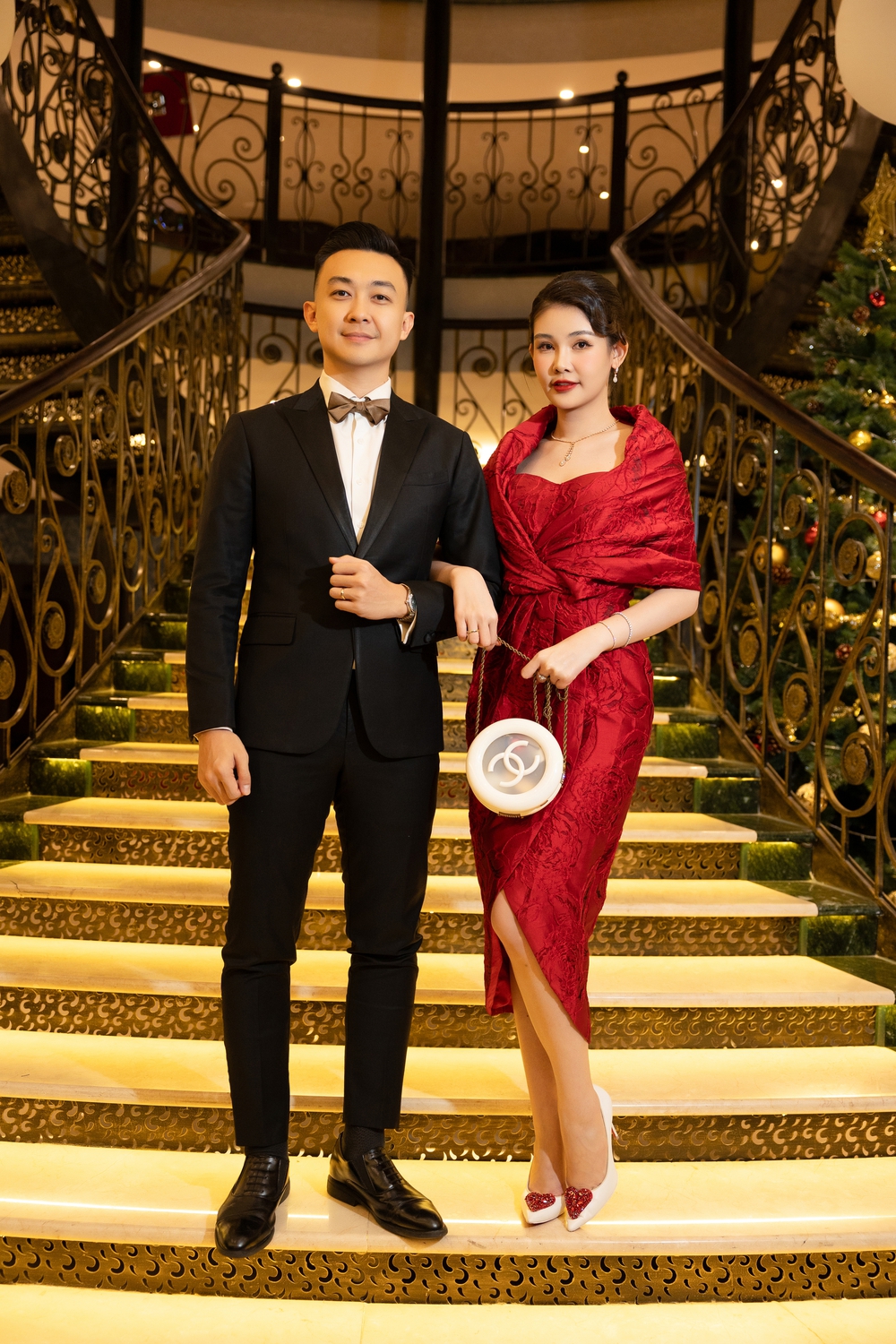 Dàn Hoa hậu, Á hậu đọ sắc thảm đỏ show VUNGOC&SON - Ảnh 13. Dàn Hoa hậu, Á hậu đọ sắc thảm đỏ show VUNGOC&SON - Ảnh 13.