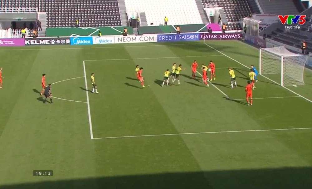 TRỰC TIẾP bóng đá U23 Trung Quốc vs U23 Úc (1-0, kết thúc): Ba điểm quý giá cho Trung Quốc - Ảnh 7. TRỰC TIẾP bóng đá U23 Trung Quốc vs U23 Úc (1-0, kết thúc): Ba điểm quý giá cho Trung Quốc - Ảnh 7.