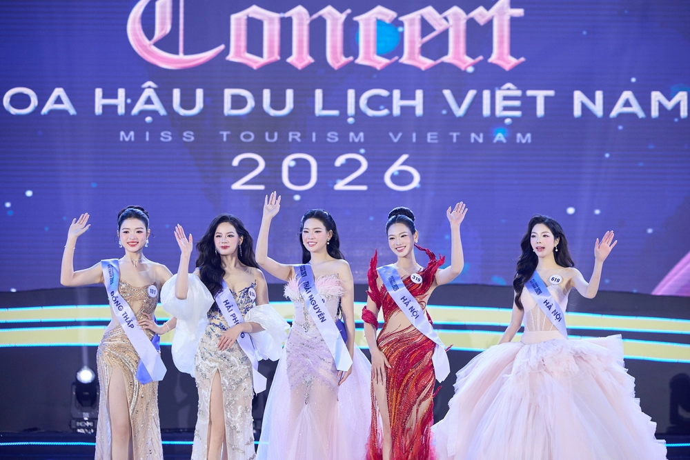 Nguyễn Phương Linh đăng quang Hoa hậu Du lịch Việt Nam 2026 - Ảnh 9. Nguyễn Phương Linh đăng quang Hoa hậu Du lịch Việt Nam 2026 - Ảnh 9.