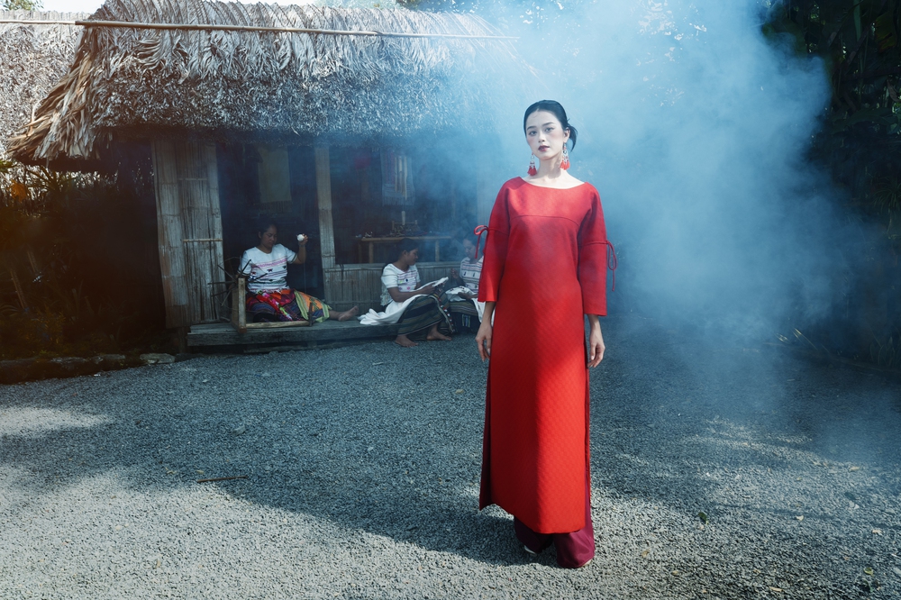 Thổ cẩm người Mạ bước ra khỏi đại ngàn cùng "Legacy In Bloom" - Ảnh 5.