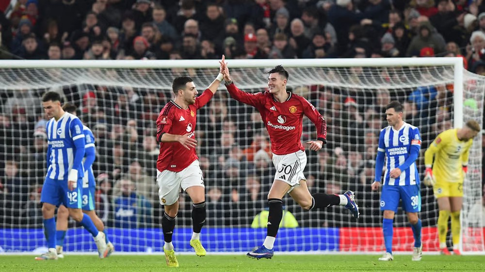 MU sắp ra quyết định bổ nhiệm người tạm quyền HLV  - Ảnh 2.