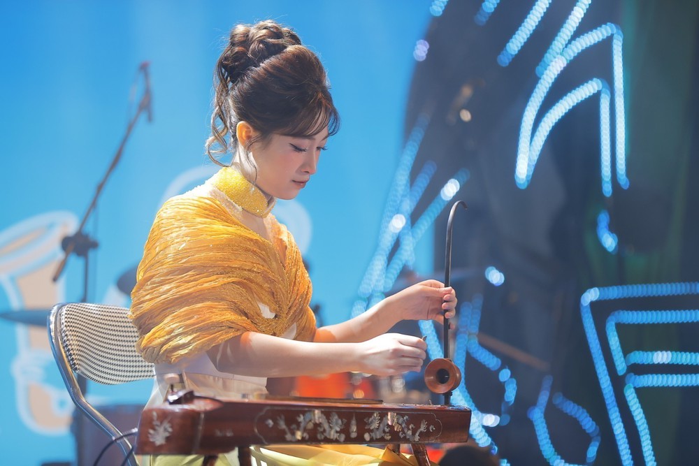 Liên hoan tài năng nhạc cụ học sinh phổ thông TP Hà Nội lần thứ nhất năm học 2025 - 2026 - Ảnh 4.