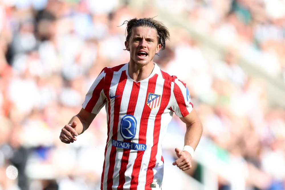 Tin nóng thể thao tối 13/1: Sao bóng chuyền Việt Nam ghi hơn 100 điểm ngay lần đầu xuất ngoại  - Ảnh 6.