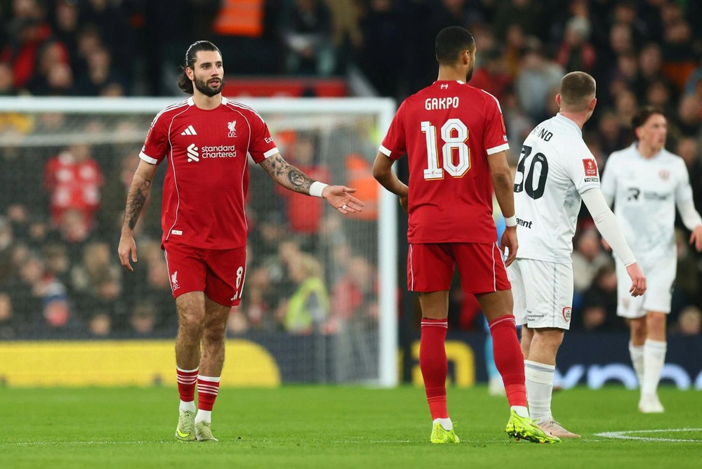 Florian Wirtz tỏa sáng, Szoboszlai gây tranh cãi trong chiến thắng của Liverpool - Ảnh 1.