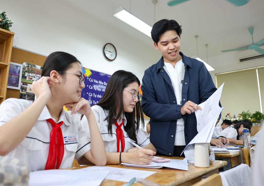 Những tỉnh đầu tiên công bố môn thi thứ ba vào lớp 10 THPT năm học 2026 - 2027 - Ảnh 1.