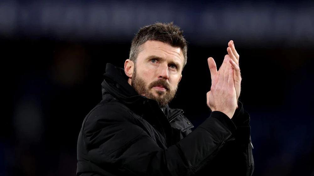 MU: HLV Michael Carrick nhận quyết định quan trọng về chuyển nhượng khi vừa thay thế Amorim - Ảnh 1.