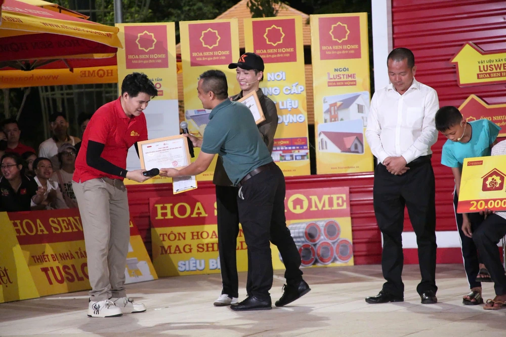 Vũ Mạnh Cường khởi sắc sự nghiệp đầu năm, dẫn dắt nhiều chương trình - Ảnh 3.