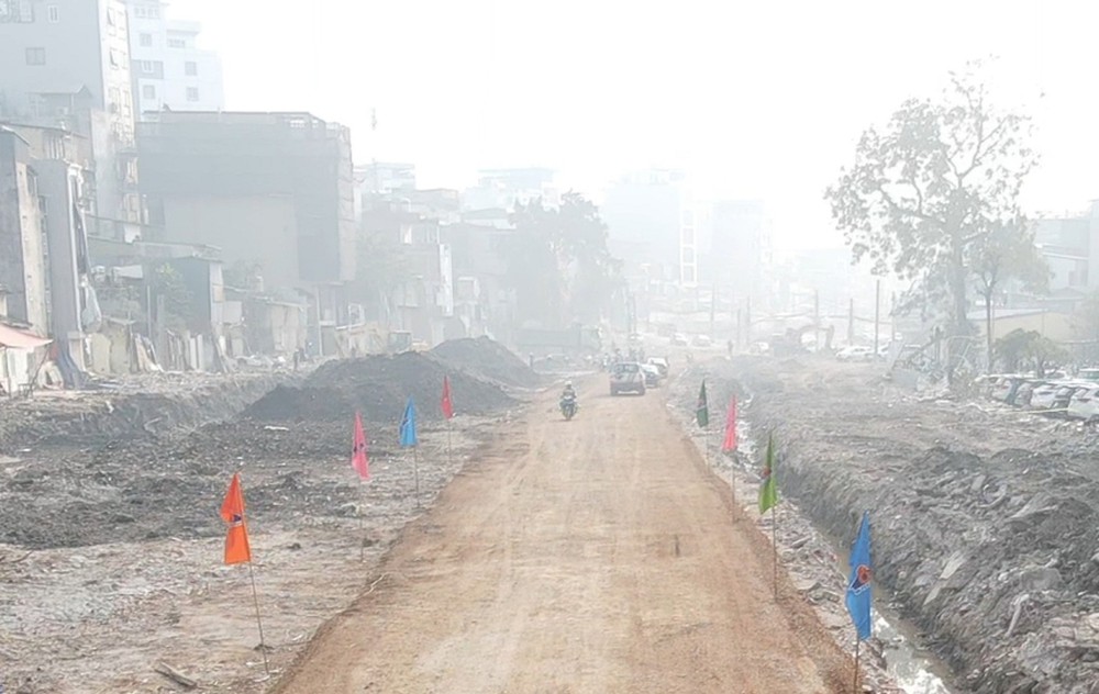 Hà Nội thông xe kỹ thuật đường Vành đai 1, đoạn Hoàng Cầu - Voi Phục - Ảnh 2.