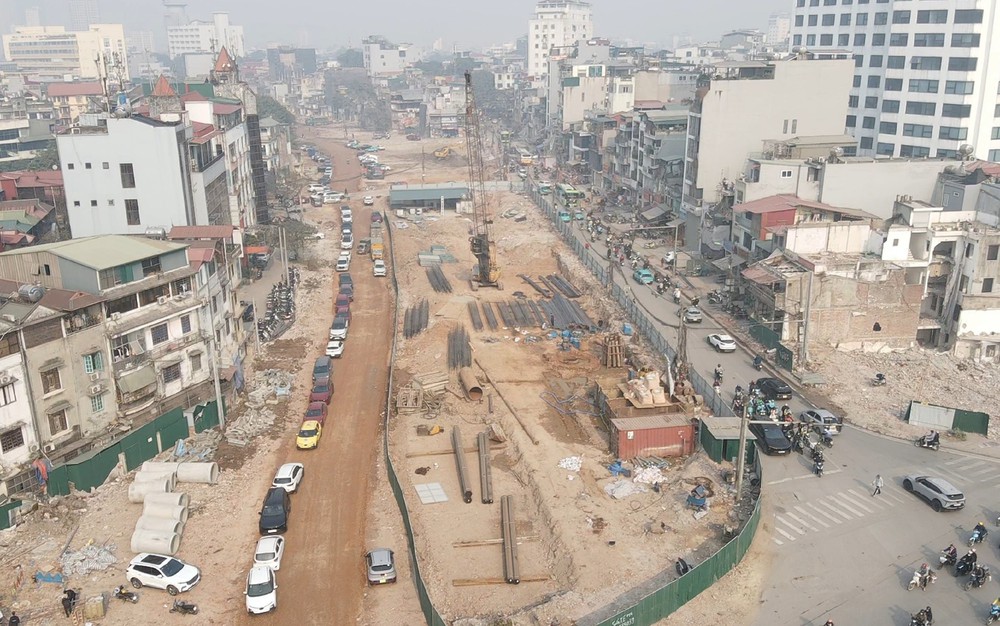 Hà Nội thông xe kỹ thuật đường Vành đai 1, đoạn Hoàng Cầu - Voi Phục - Ảnh 3.