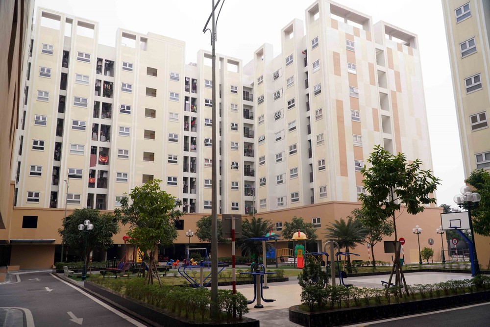 Thị trường nhà ở Hà Nội nguồn cung lớn, giá chịu áp lực điều tiết - Ảnh 1.