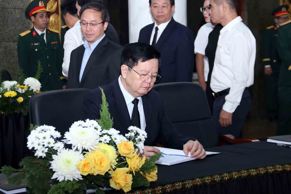 Lễ tang cấp nhà nước Đại tướng, Anh hùng lực lượng vũ trang nhân dân Lê Văn Dũng - Ảnh 2.