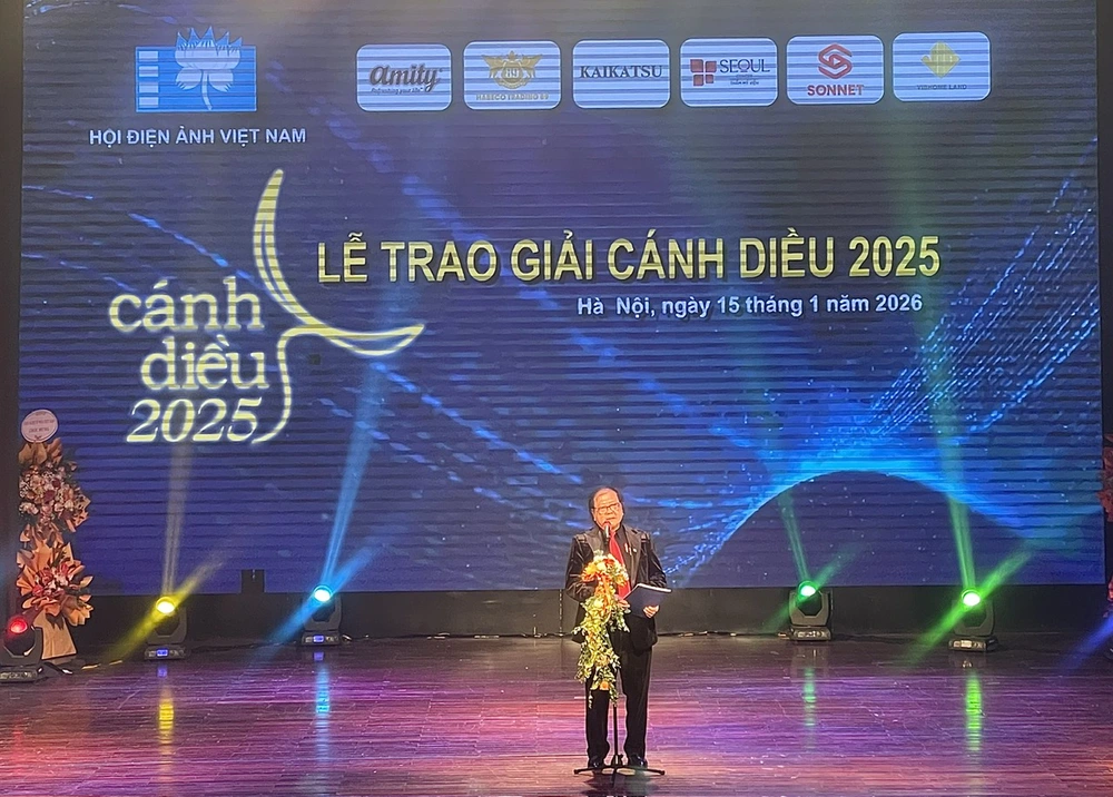 'Mưa đỏ' và 'Không thời gian' thắng lớn tại giải Cánh diều 2025 - Ảnh 1.