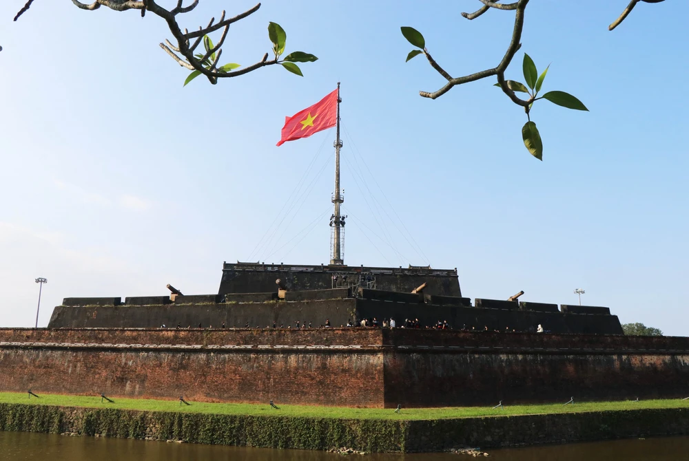 ĐẠI HỘI ĐẢNG XIV: Phát huy sức mạnh từ niềm tự tôn dân tộc - Ảnh 3. ĐẠI HỘI ĐẢNG XIV: Phát huy sức mạnh từ niềm tự tôn dân tộc - Ảnh 3.