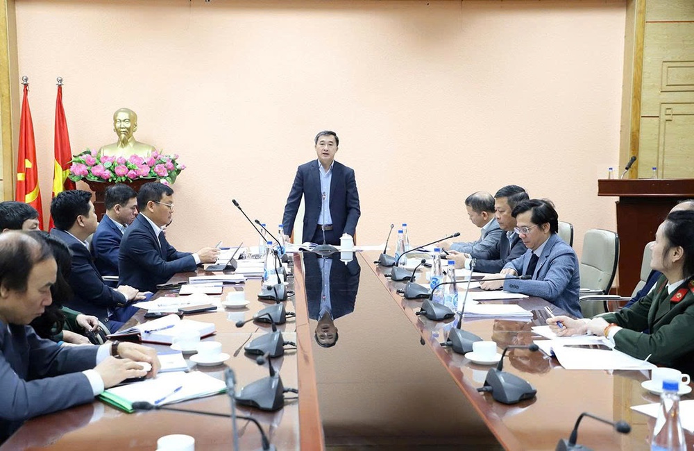 Hơn 300 cán bộ y tế phục vụ Đại hội lần thứ XIV của Đảng - Ảnh 3.