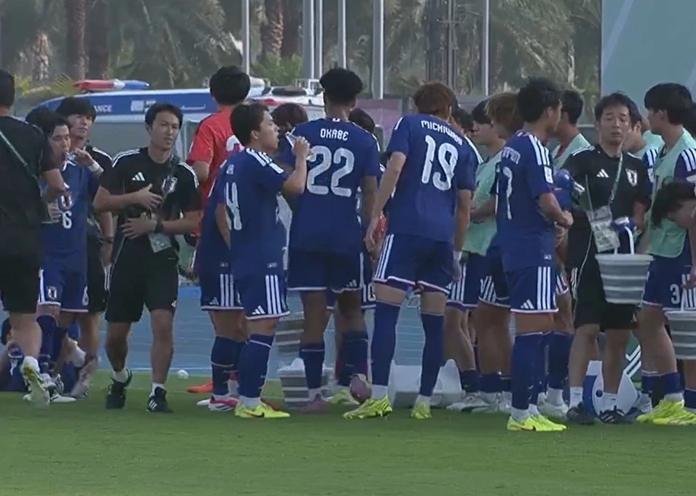 U23 Nhật Bản chính thức vào bán kết sau loạt penalty cân não với U23 Jordan - Ảnh 6.