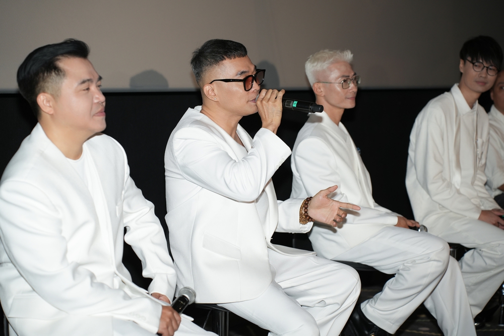 Ca sĩ ảo Ann và MTV lần đầu kết hợp trong MV "Đã có cha rồi" - Ảnh 3.