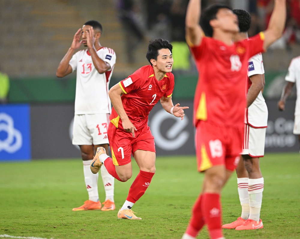 HLV Kim Sang Sik: 'Tôi tự hào về các cầu thủ U23 Việt Nam' - Ảnh 2.