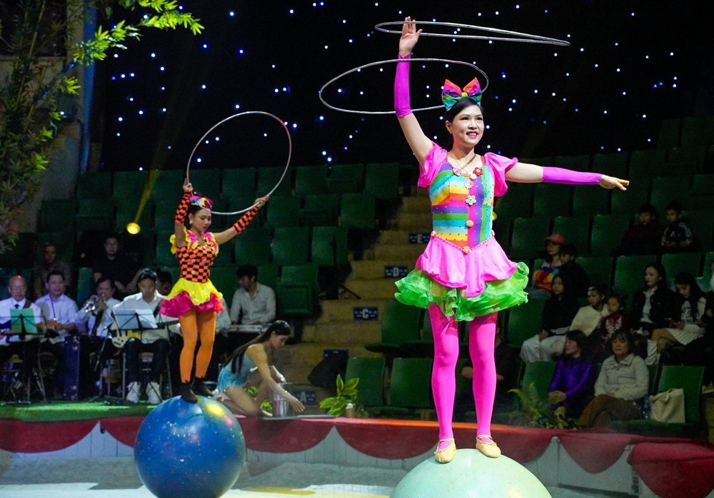 Kỷ niệm 70 năm ngày thành lập Liên đoàn Xiếc Việt Nam - Ảnh 15.