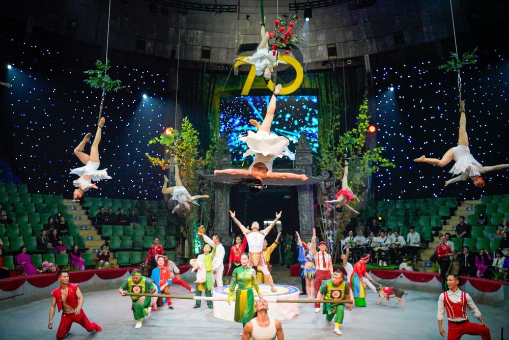 Kỷ niệm 70 năm ngày thành lập Liên đoàn Xiếc Việt Nam - Ảnh 12.