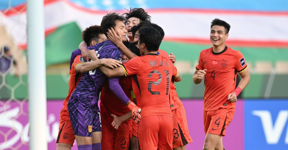 Trung Kiên đọ găng "người hùng" Li Hao của U23 Trung Quốc - Ảnh 1.