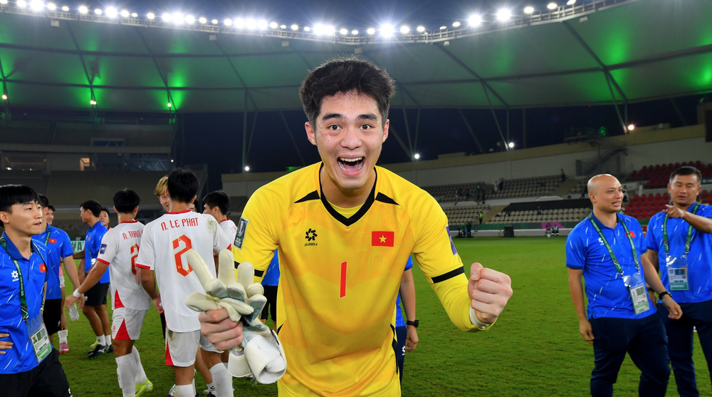 Trung Kiên đọ găng "người hùng" Li Hao của U23 Trung Quốc - Ảnh 4.