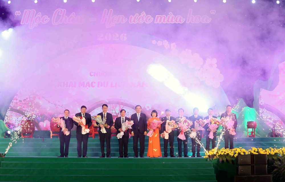 Đến Sơn La để cảm nhận "Mộc Châu - Hẹn ước mùa hoa" - Ảnh 10.