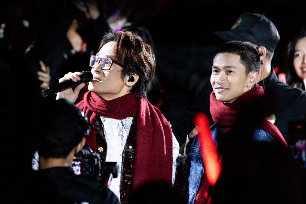 Hà Anh Tuấn trình diễn thăng hoa cùng Hương Tràm, Nguyễn Hùng trong “The Rose” - Ảnh 5.