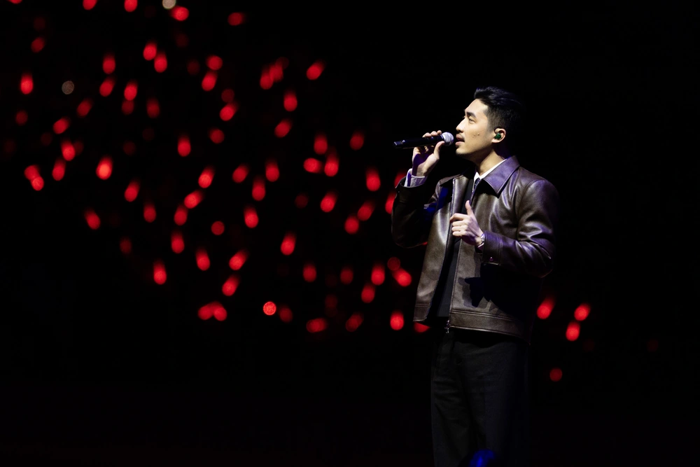 Hà Anh Tuấn trình diễn thăng hoa cùng Hương Tràm, Nguyễn Hùng trong “The Rose” - Ảnh 3.