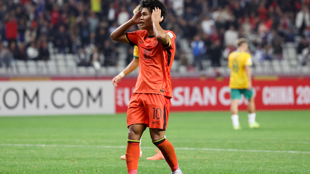 Góc chiến thuật: HLV Tây Ban Nha giúp U23 Trung Quốc bất bại 91% dù cầm bóng dưới 30%, tuyển trẻ Việt Nam cần lưu ý - Ảnh 9.