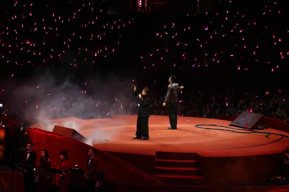 Hà Anh Tuấn và The Rose Concert tặng 1 tỷ đồng cho bệnh nhân ung thư về quê ăn tết - Ảnh 2.