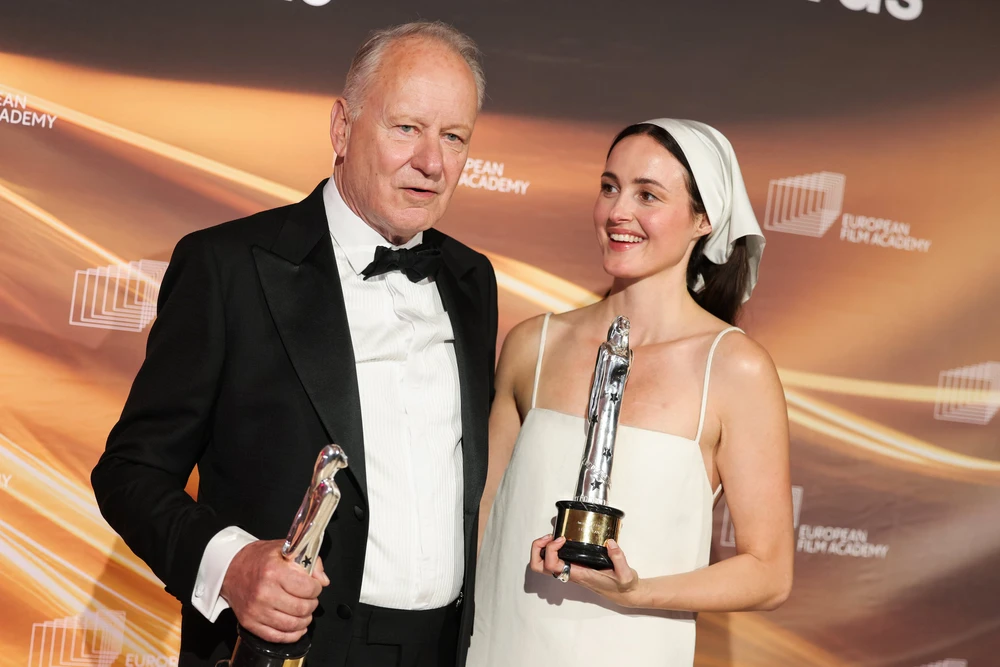 "Sentimental Value"- bộ phim thống trị Giải Điện ảnh châu Âu - Ảnh 4.