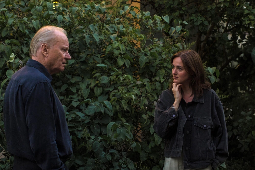 "Sentimental Value"- bộ phim thống trị Giải Điện ảnh châu Âu - Ảnh 1.