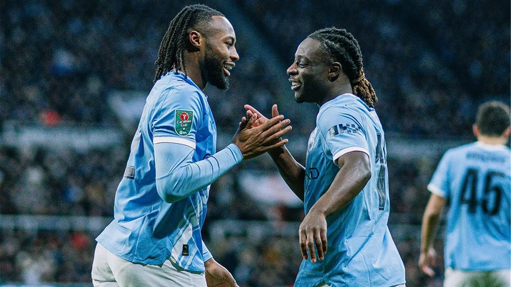 Man City hiểm nguy, HLV Pep Guardiola thừa nhận chủ công gặp vấn đề thể lực - Ảnh 2.