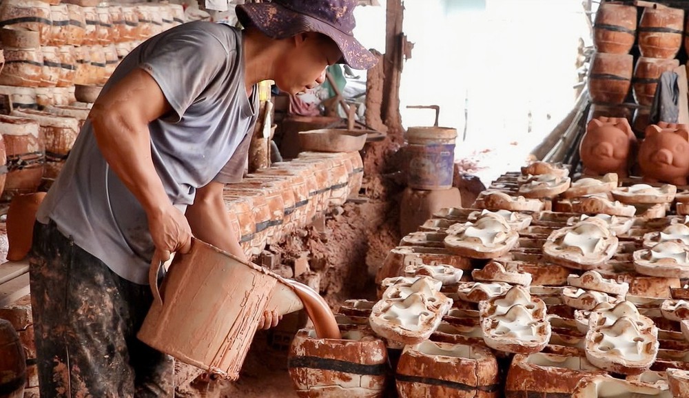 Heo đất - Sắc màu truyền thống trong nhịp mua sắm hiện đại - Ảnh 2.