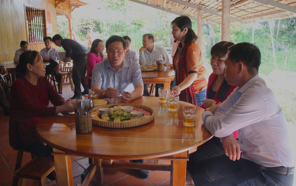 Tăng tính hấp dẫn cho du lịch Cần Thơ qua văn hóa ẩm thực - Ảnh 6. Tăng tính hấp dẫn cho du lịch Cần Thơ qua văn hóa ẩm thực - Ảnh 6.