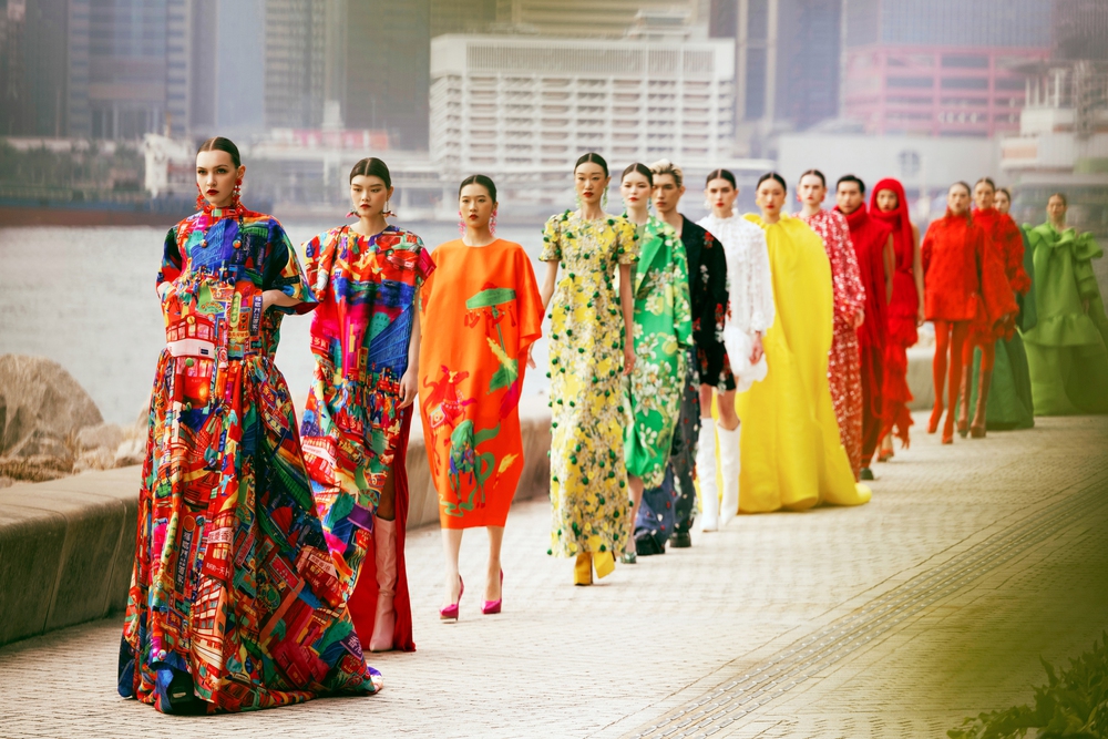 Võ Hoàng Yến làm vedette cho BST Holiday 2026 “Tình ca” của VUNGOC&SON - Ảnh 3. Võ Hoàng Yến làm vedette cho BST Holiday 2026 “Tình ca” của VUNGOC&SON - Ảnh 3.