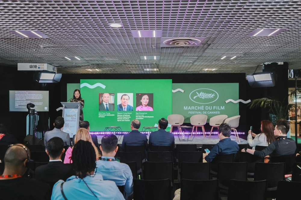 Các hoạt động nổi bật của Hiệp hội Xúc tiến phát triển Điện ảnh Việt Nam VFDA trong năm 2025 - Ảnh 3. Các hoạt động nổi bật của Hiệp hội Xúc tiến phát triển Điện ảnh Việt Nam VFDA trong năm 2025 - Ảnh 3.