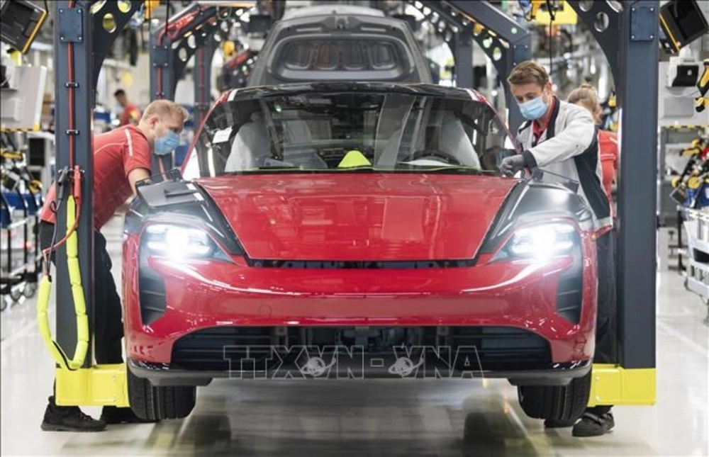 Porsche triệu hồi hơn 173.000 xe tại Mỹ do lỗi camera lùi - Ảnh 1. Porsche triệu hồi hơn 173.000 xe tại Mỹ do lỗi camera lùi - Ảnh 1.