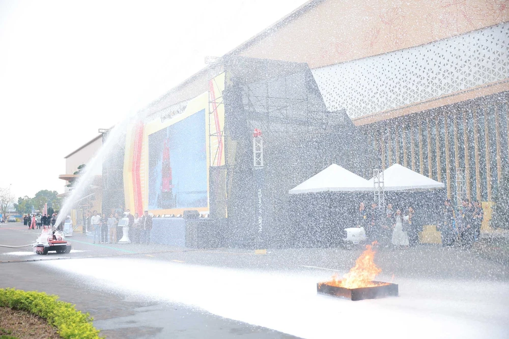 Đột phá theo Nghị quyết số 57: Nền tảng vững chắc cho giai đoạn phát triển mới - Ảnh 2. Đột phá theo Nghị quyết số 57: Nền tảng vững chắc cho giai đoạn phát triển mới - Ảnh 2.