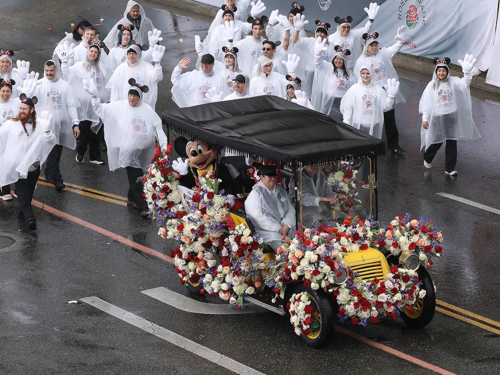 Ấn tượng lễ diễu hành Hoa hồng truyền thống ở Mỹ - Ảnh 2. Ấn tượng lễ diễu hành Hoa hồng truyền thống ở Mỹ - Ảnh 2.