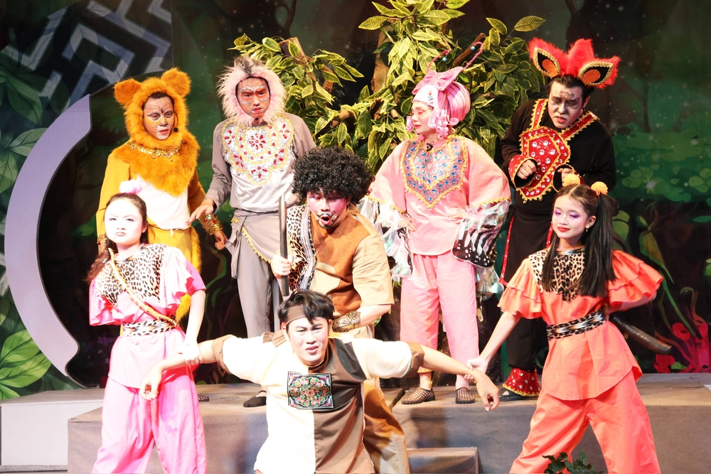 Kịch “Náo động rừng cổ tích” - Tìm lại niềm tin vào những điều kỳ diệu - Ảnh 6.