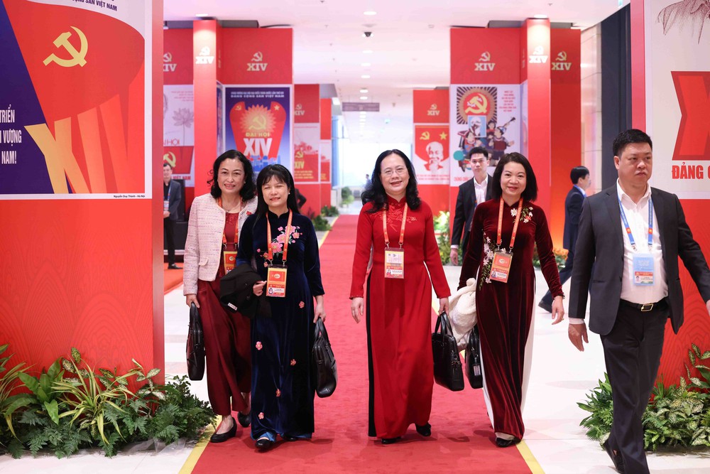 Đại hội XIV của Đảng: Lấy khoa học - công nghệ, đổi mới sáng tạo và kinh tế xanh làm động lực chủ đạo cho phát triển - Ảnh 2.