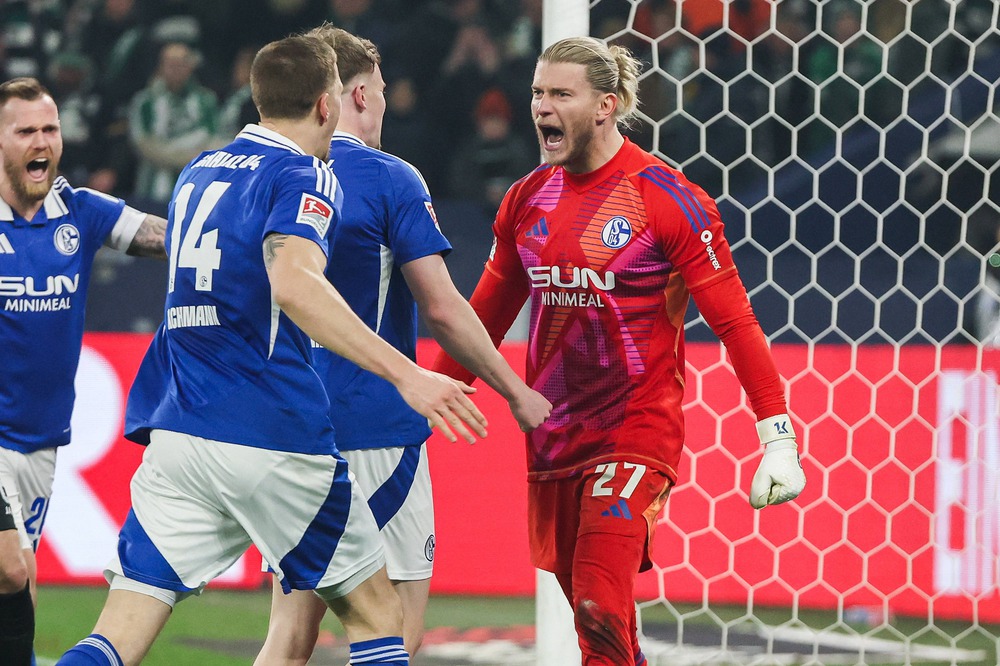 X-file thể thao: Karius và Schalke 04 đang cùng nhau hồi sinh - Ảnh 1. X-file thể thao: Karius và Schalke 04 đang cùng nhau hồi sinh - Ảnh 1.