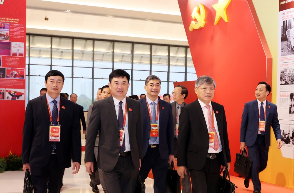 Đại hội XIV của Đảng: Phiên thảo luận tại hội trường về các văn kiện Đại hội - Ảnh 8.