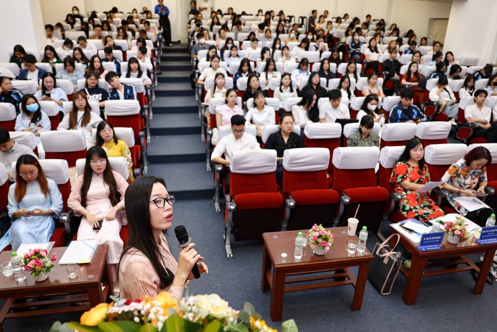 Đại hội XIV của Đảng: Trách nhiệm và khát vọng cống hiến của cán bộ trẻ trong giai đoạn phát triển mới - Ảnh 4.